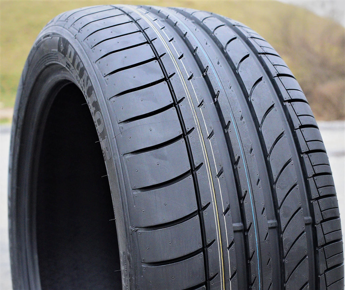 245/40R19 94Y Tire G864