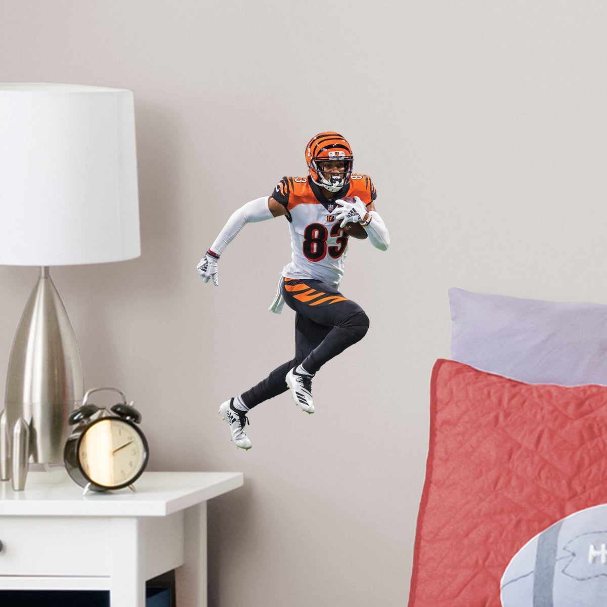 Removable Wall Decal Giant Athlete + 2 Wall Decals D496