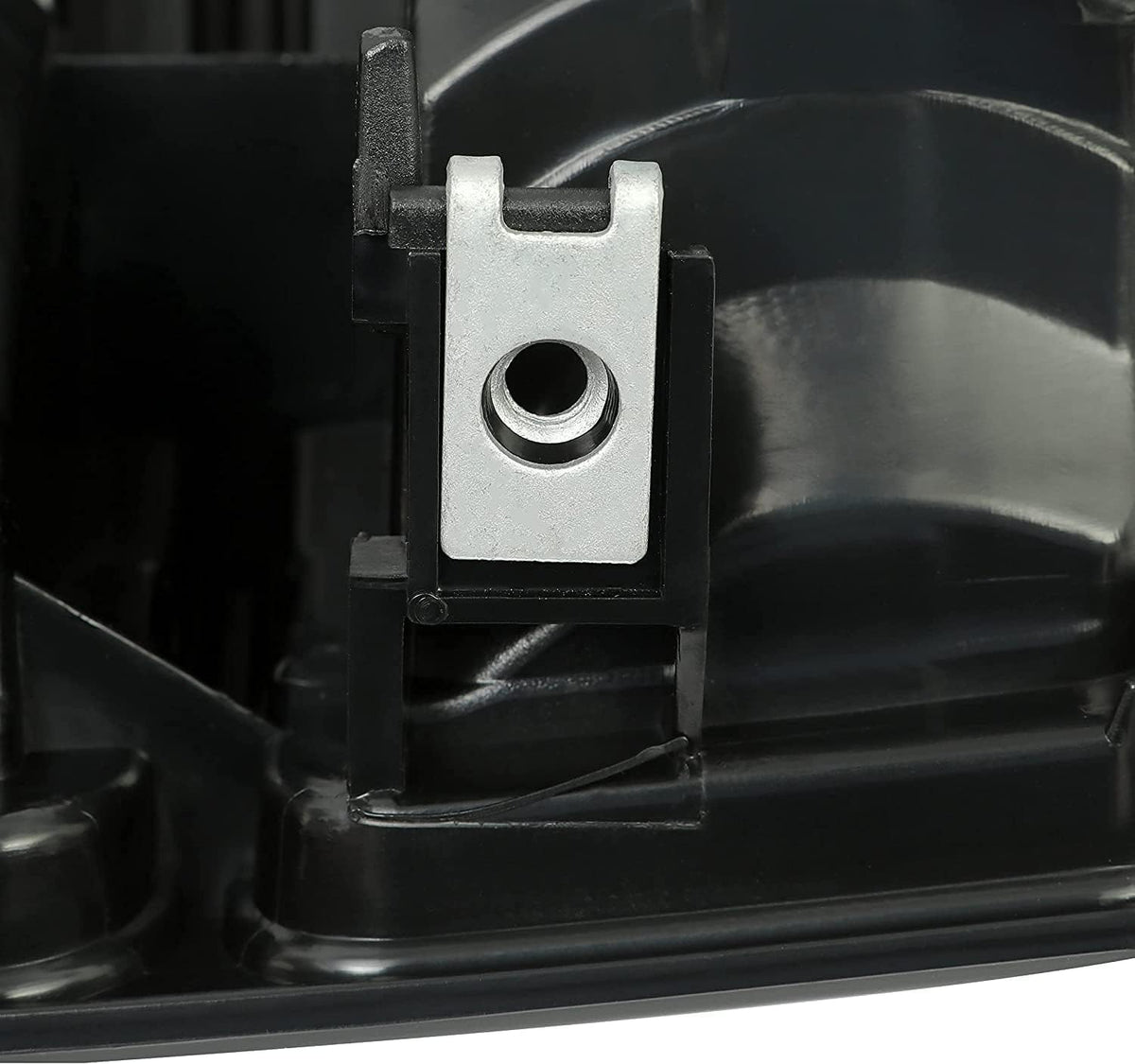 Tail Light Assembly with Bulbs N144833