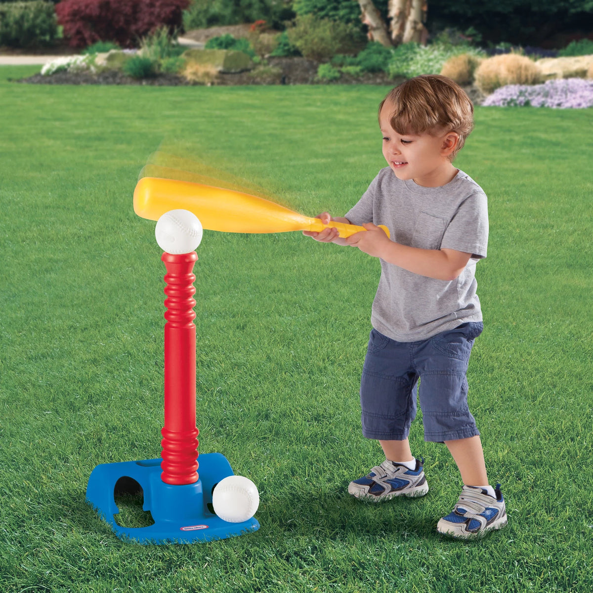 Kids T-Ball Set with Bat and 2 Balls F63067