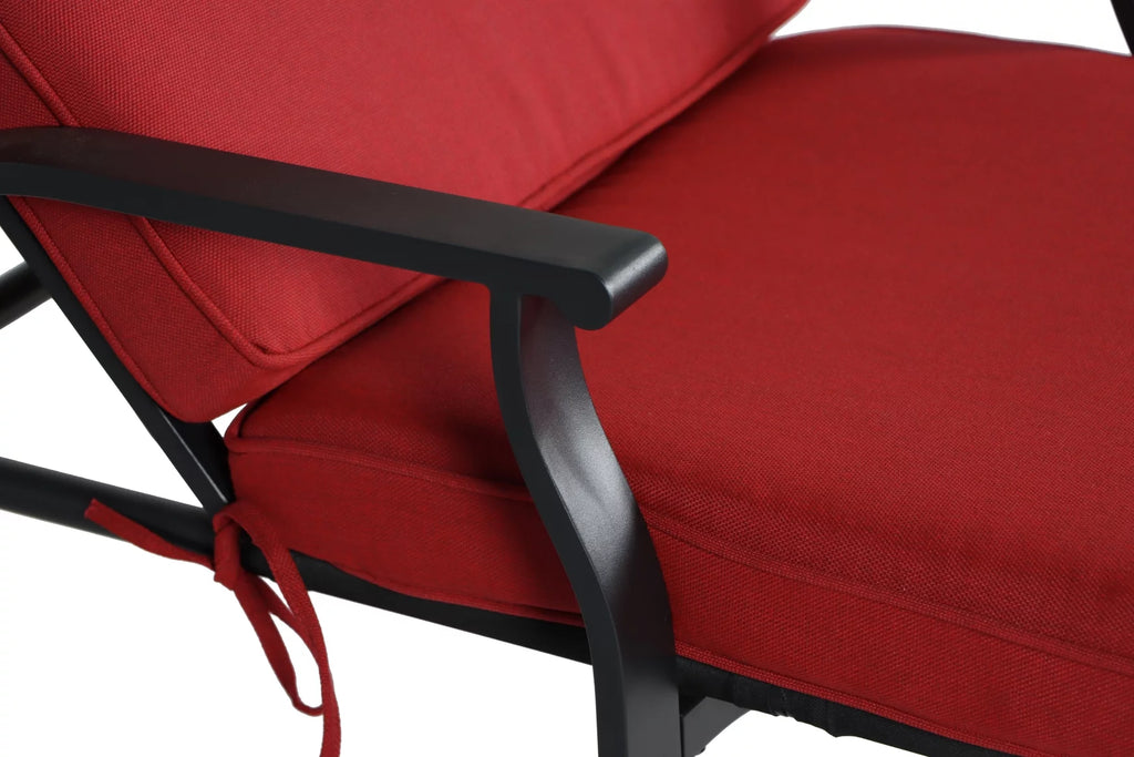 Red Cushion Steel Outdoor Chaise Lounge Q723679