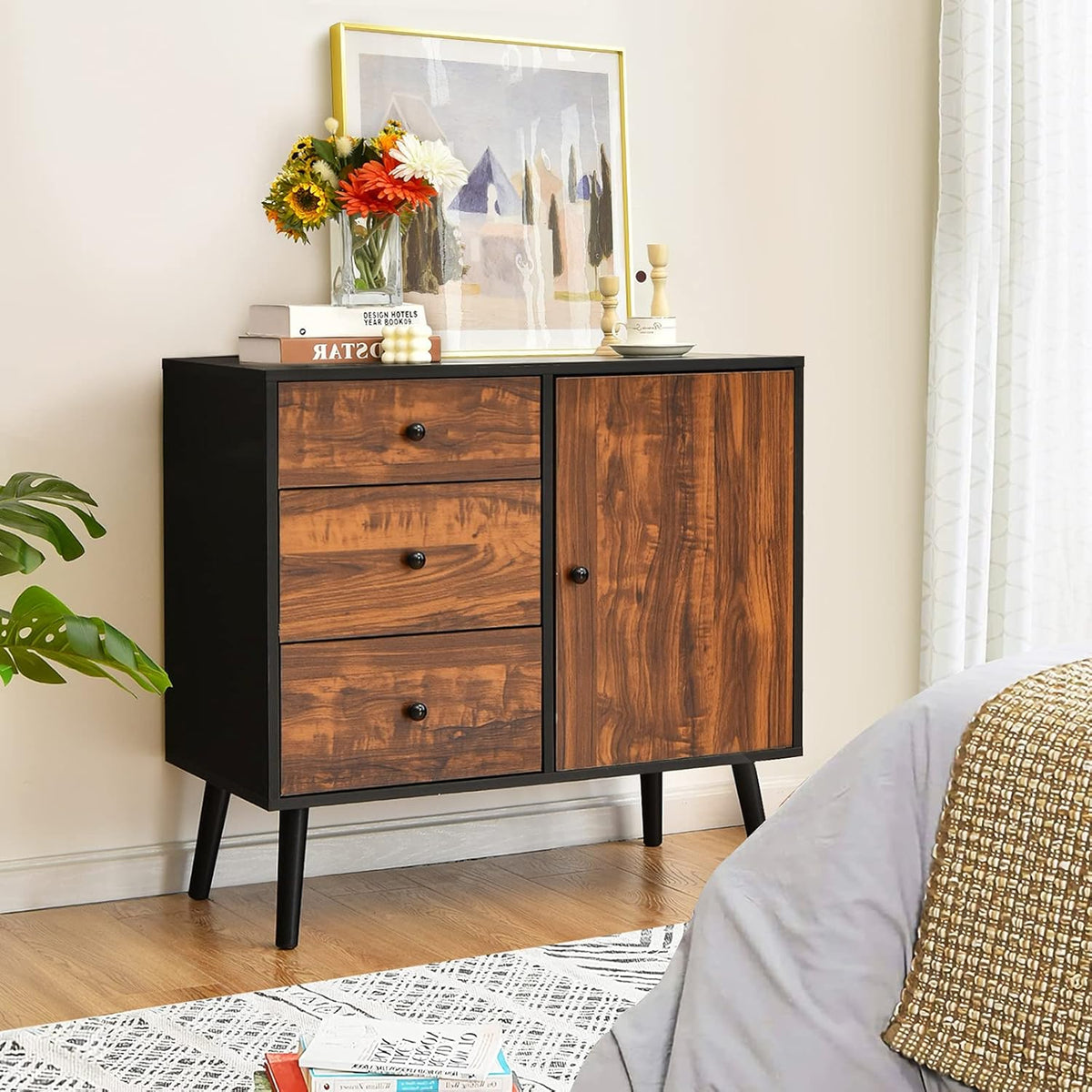 Storage Cabinet Buffet Sideboard with 3 Drawers and Adjustable Shelf H4899