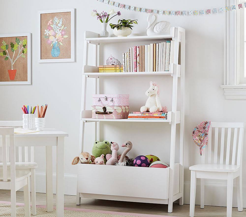 Angled White Bookcase L3803
