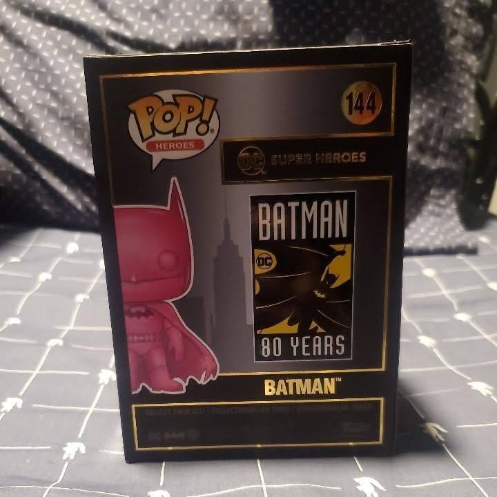 Pink Chrome Funko Pop Z28733