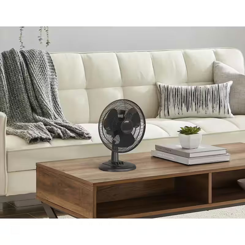 3 Speed Oscillating Desk Fan Z435820