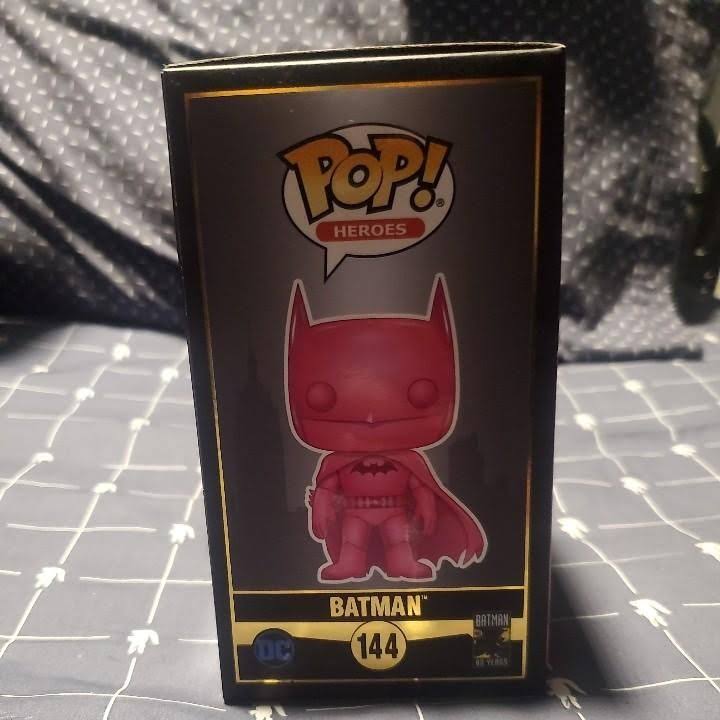 Pink Chrome Funko Pop Z28733