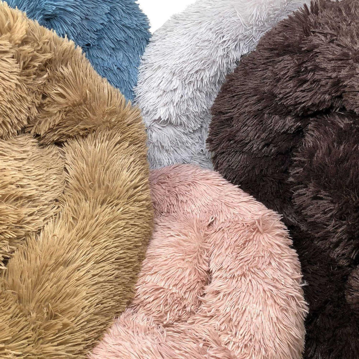 Plush Soft Rounded Dog Bed C73844
