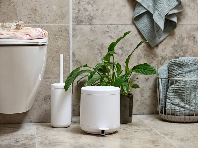 White 4L Bath Pedal Bin X622