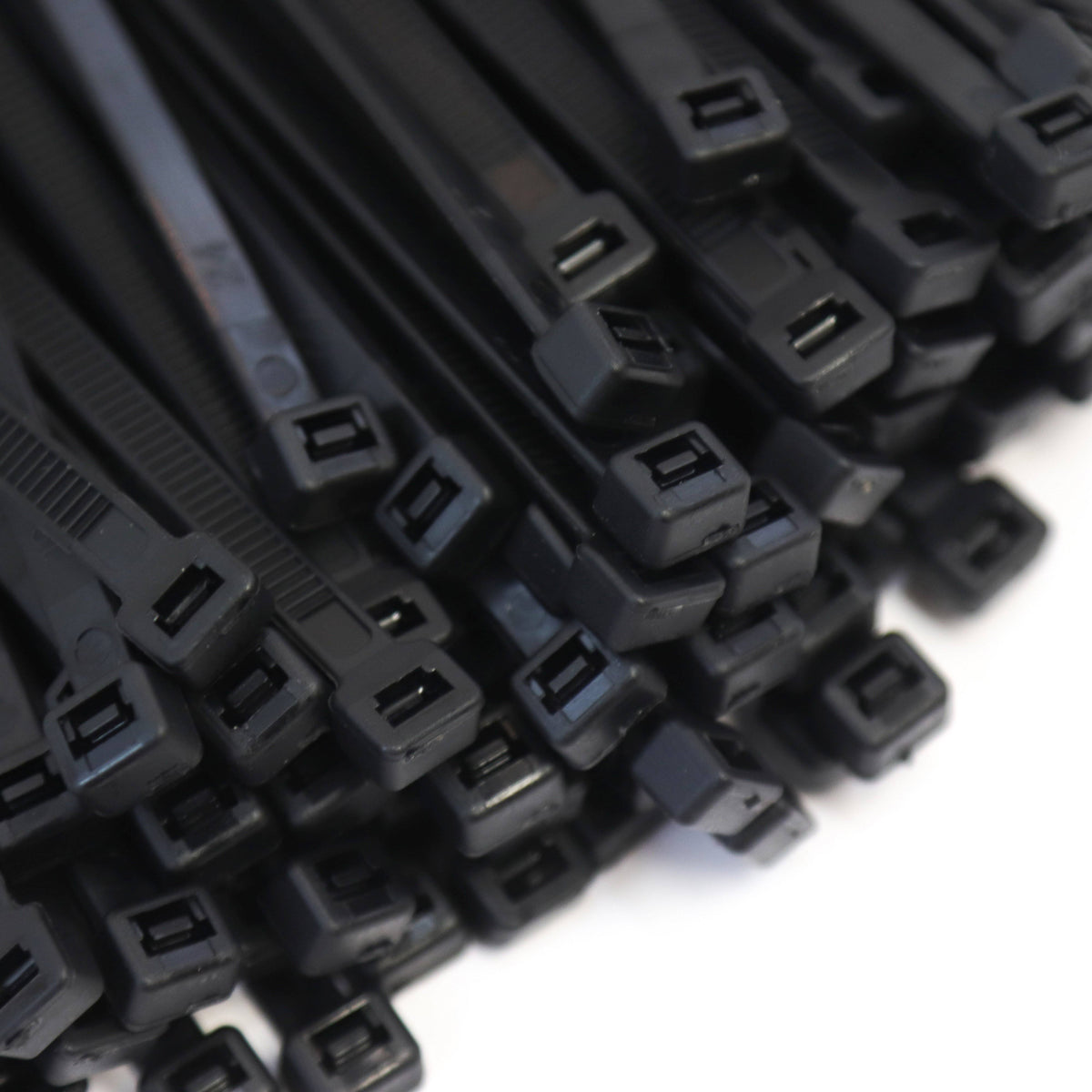 1000-Pack 6 Inches Heavy Duty Black Nylon Zip Cable Tie J26361