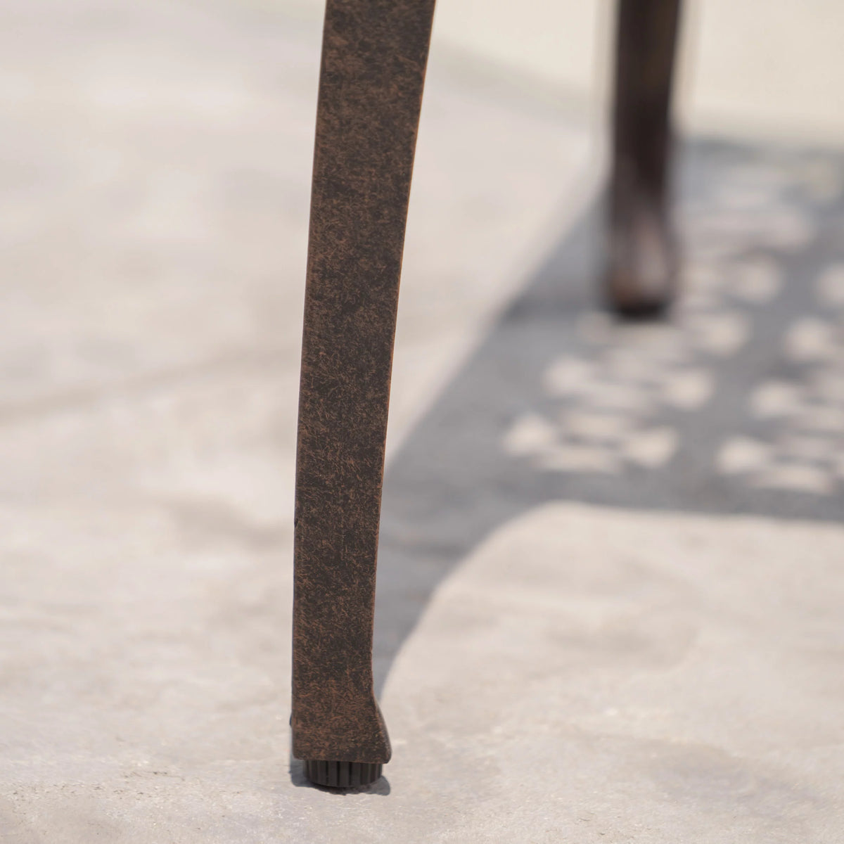 18 Cast Aluminum Side Table G5787