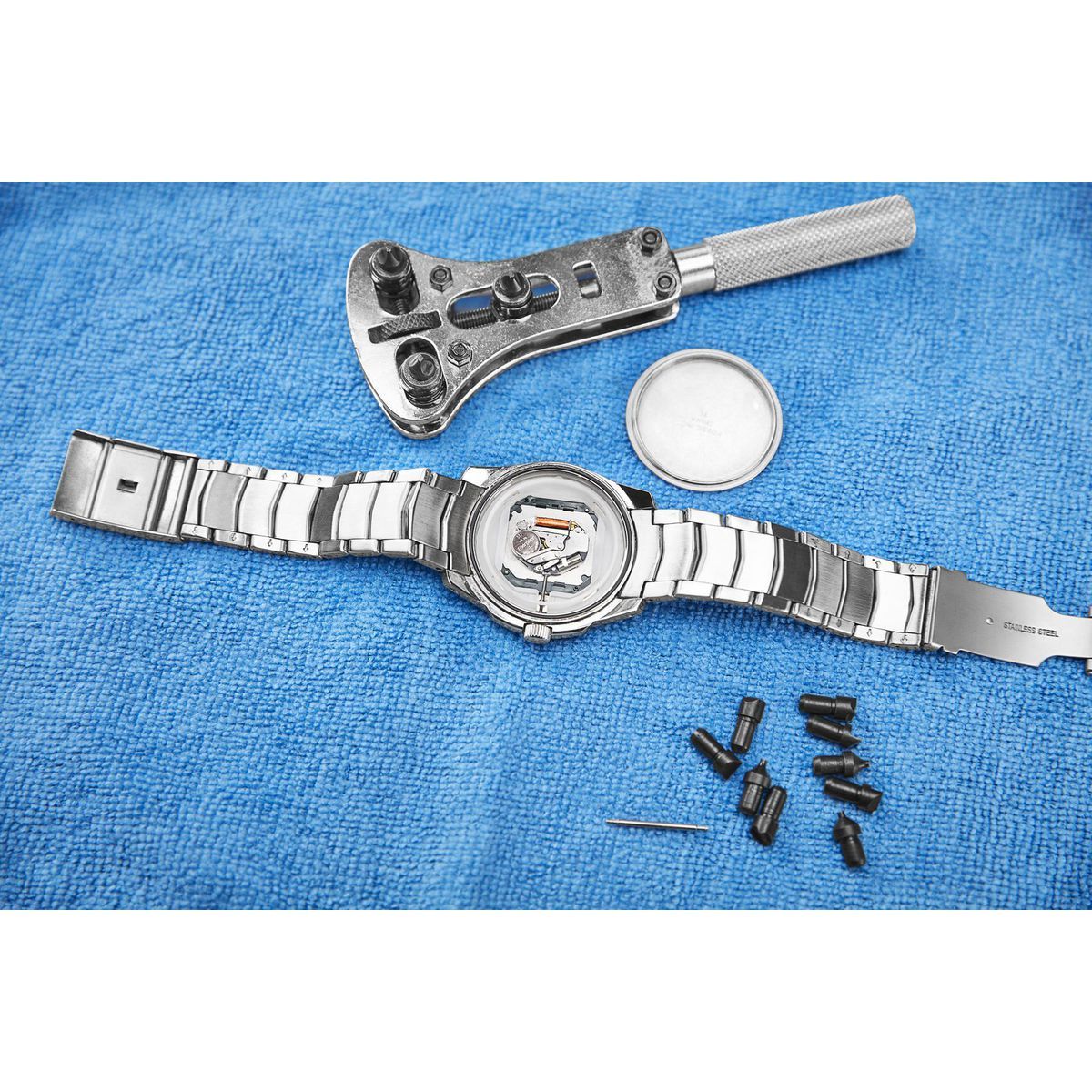 Watch Case Opener B437497