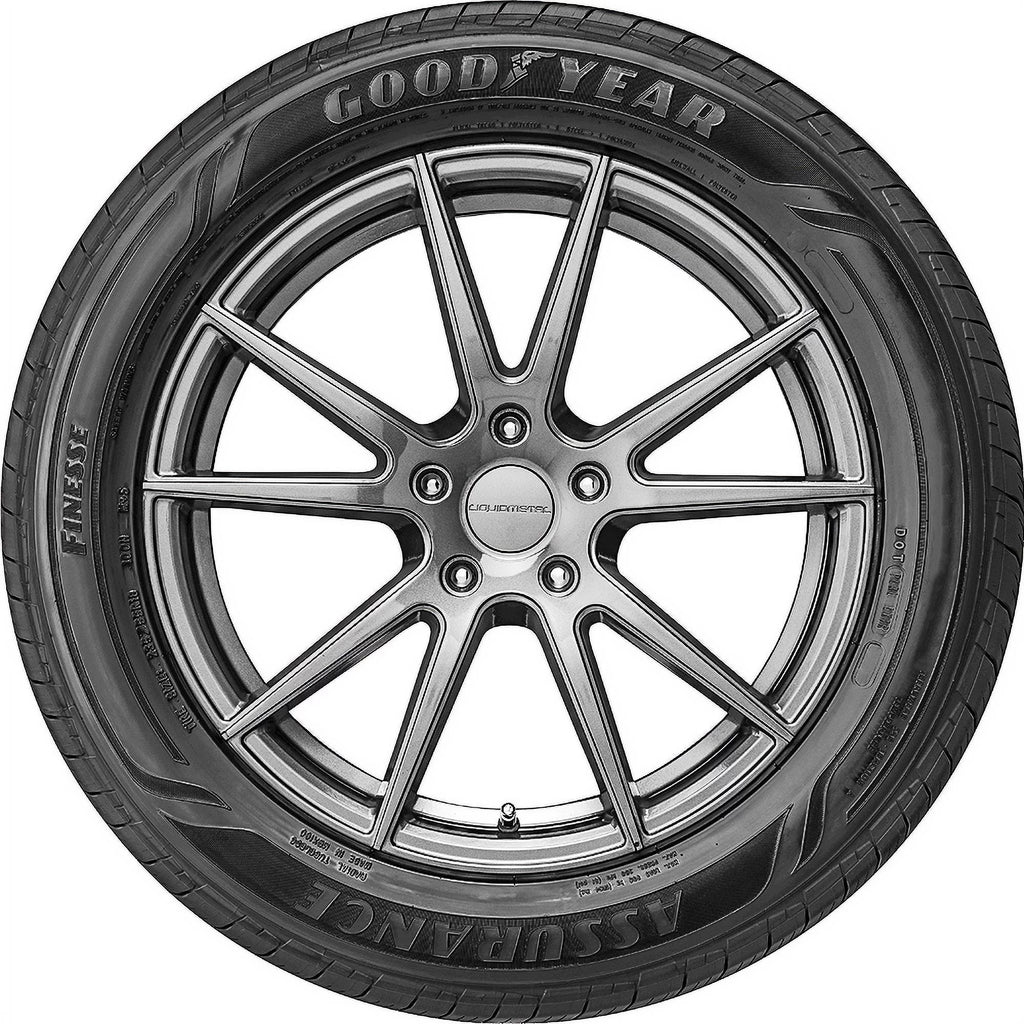Set of 4 225/65R17 102H All Season Tires L3681