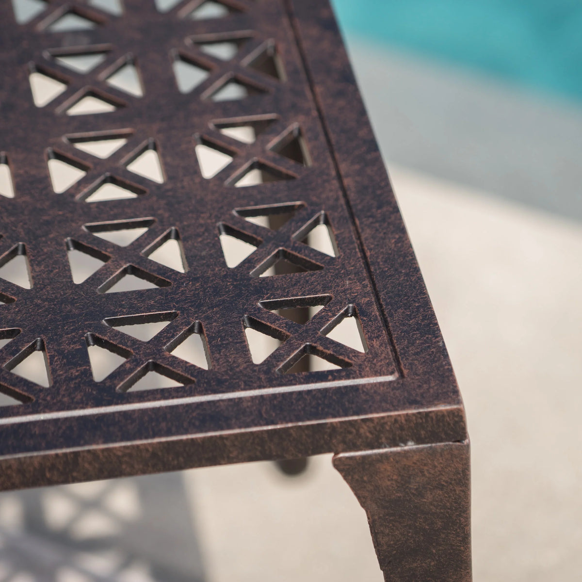 18 Cast Aluminum Side Table G5787