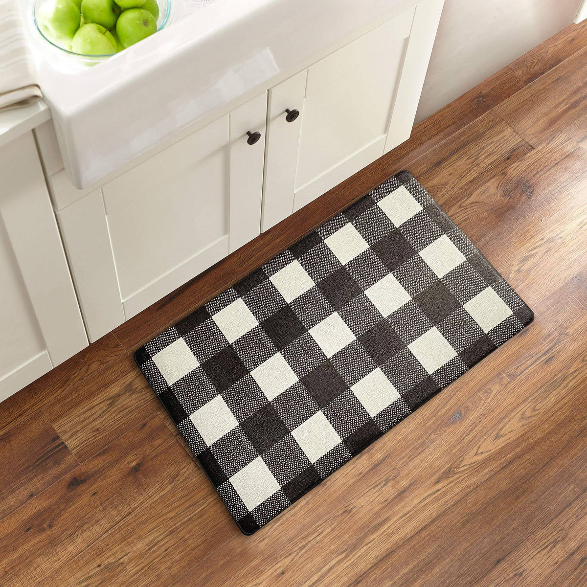 Black White Buffalo Check Kitchen Mat L225144